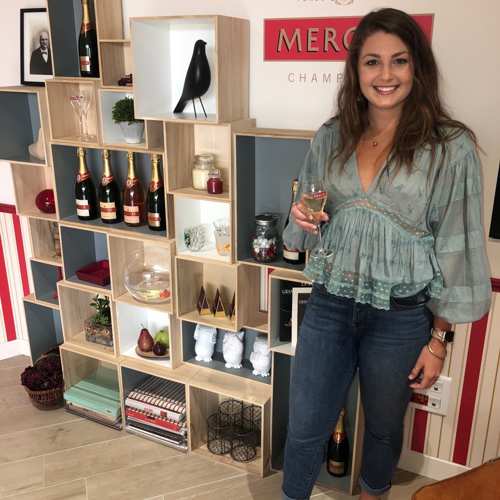 Meet your Posher, Caroline